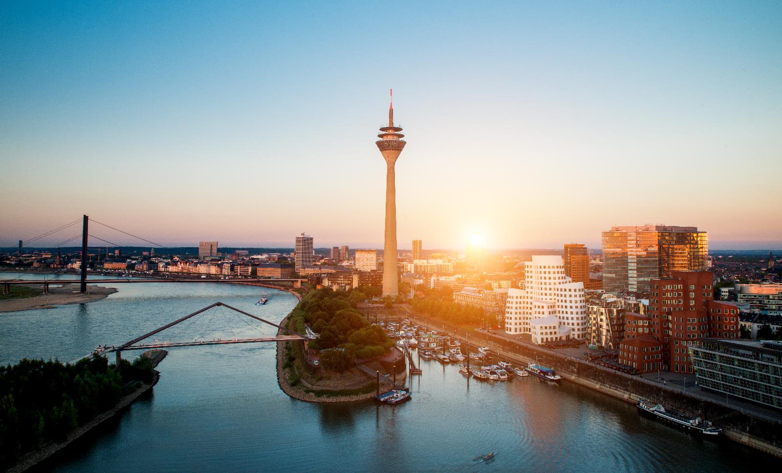 Swiss Splendor: Metropolen & Rheinromantik